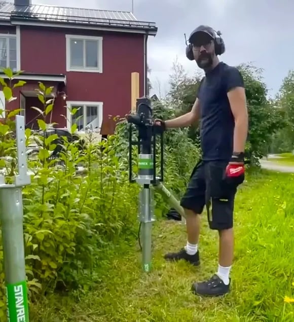 markskruv-montera-staket